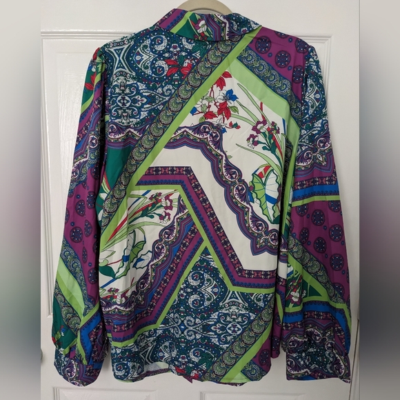 Colorful Patterned Shirt - Picture 4 of 6